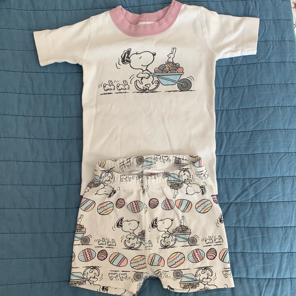 Hanna Peanuts PJ’s, size 90. VGUC